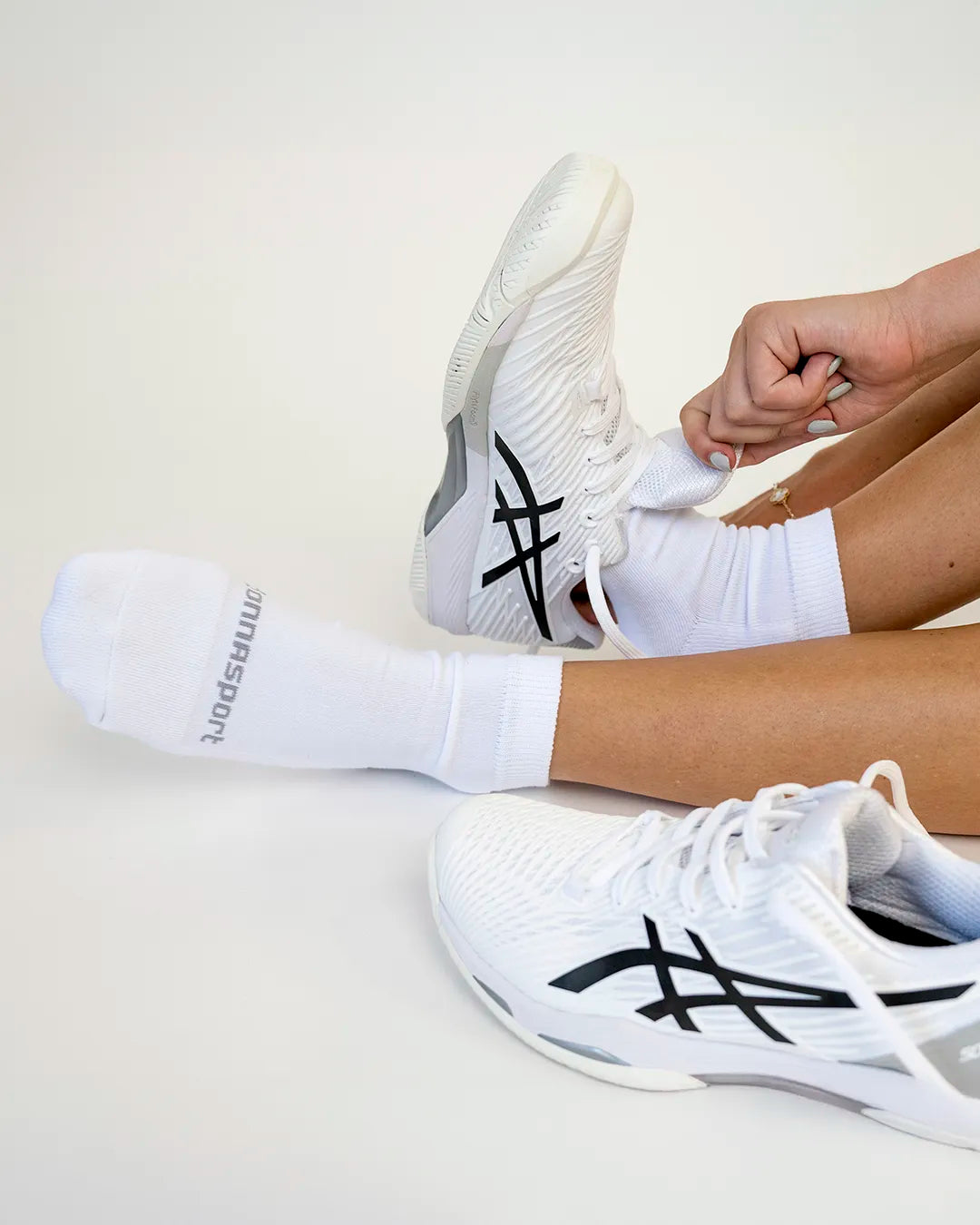 DonnaSport Women's Elite Performance Ankle Socks