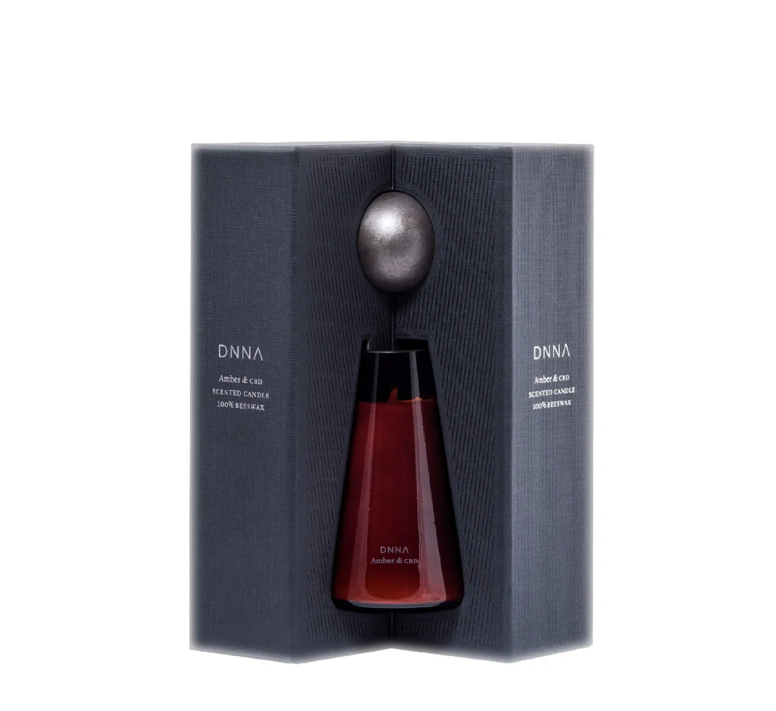 DNNA Amber & CBD SCENTED CANDLE