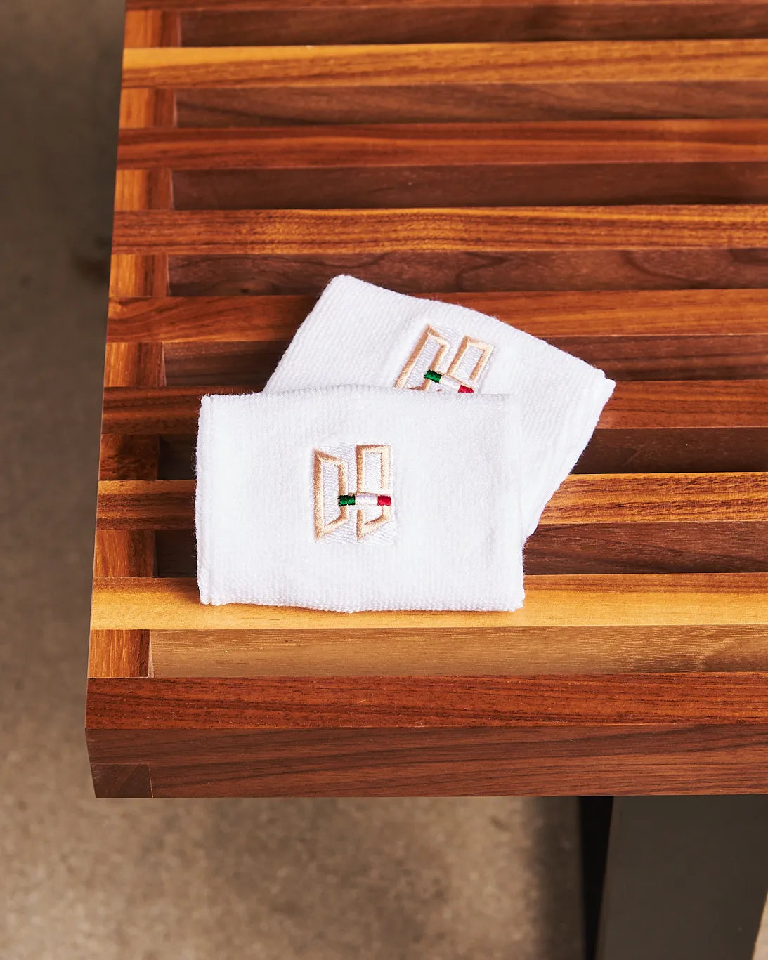 DonnaSport Wristbands - Bianco / Tan